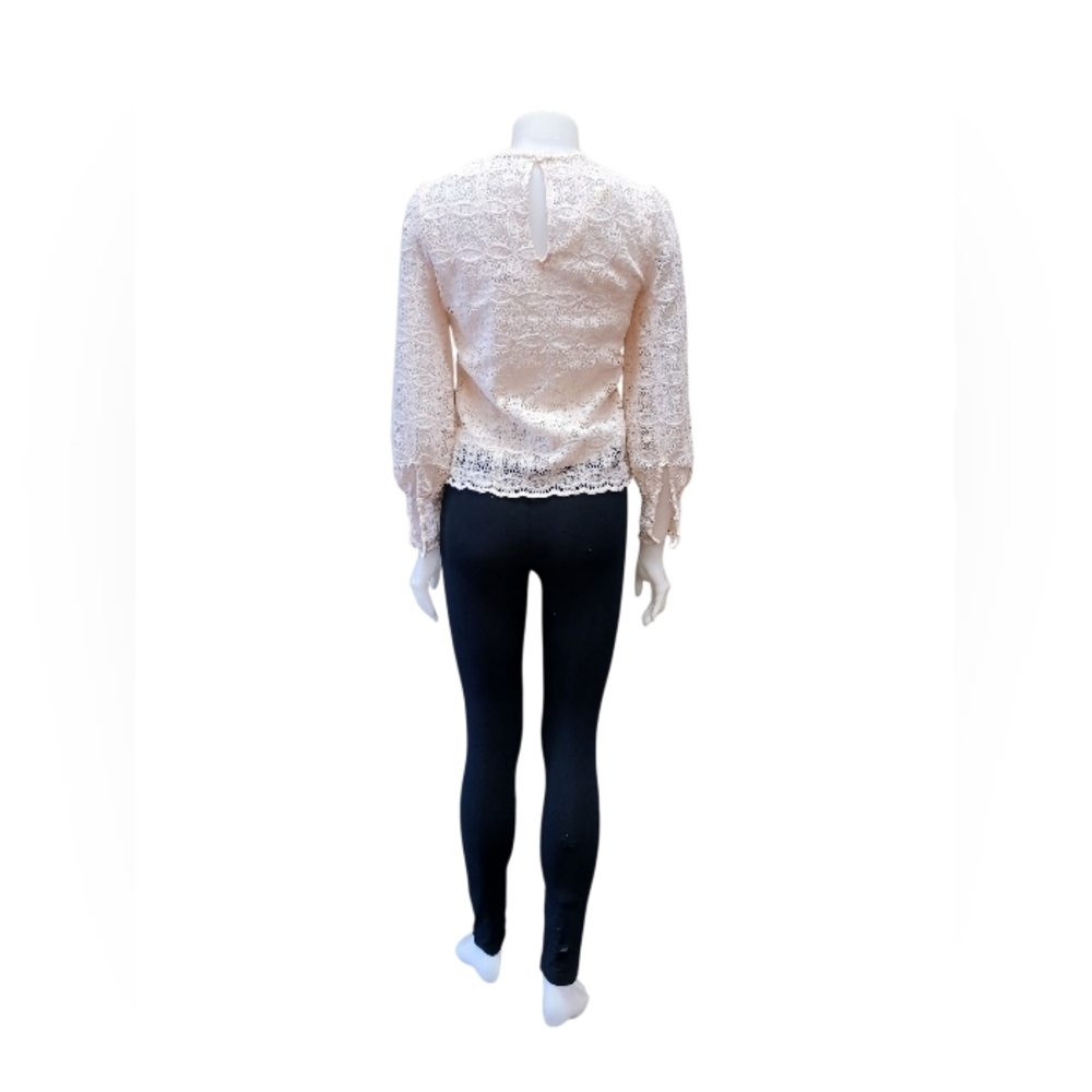 Ricki’s NWT Lace Puff Long Sleeve Top Creme Lacey Size XS - Picture 4 of 11